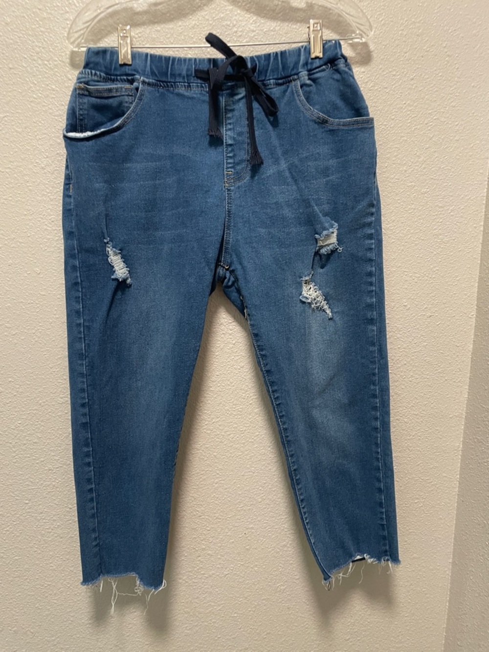 Women’s Boyfriend Distressed Pull-On Jeans - Blue Size 11